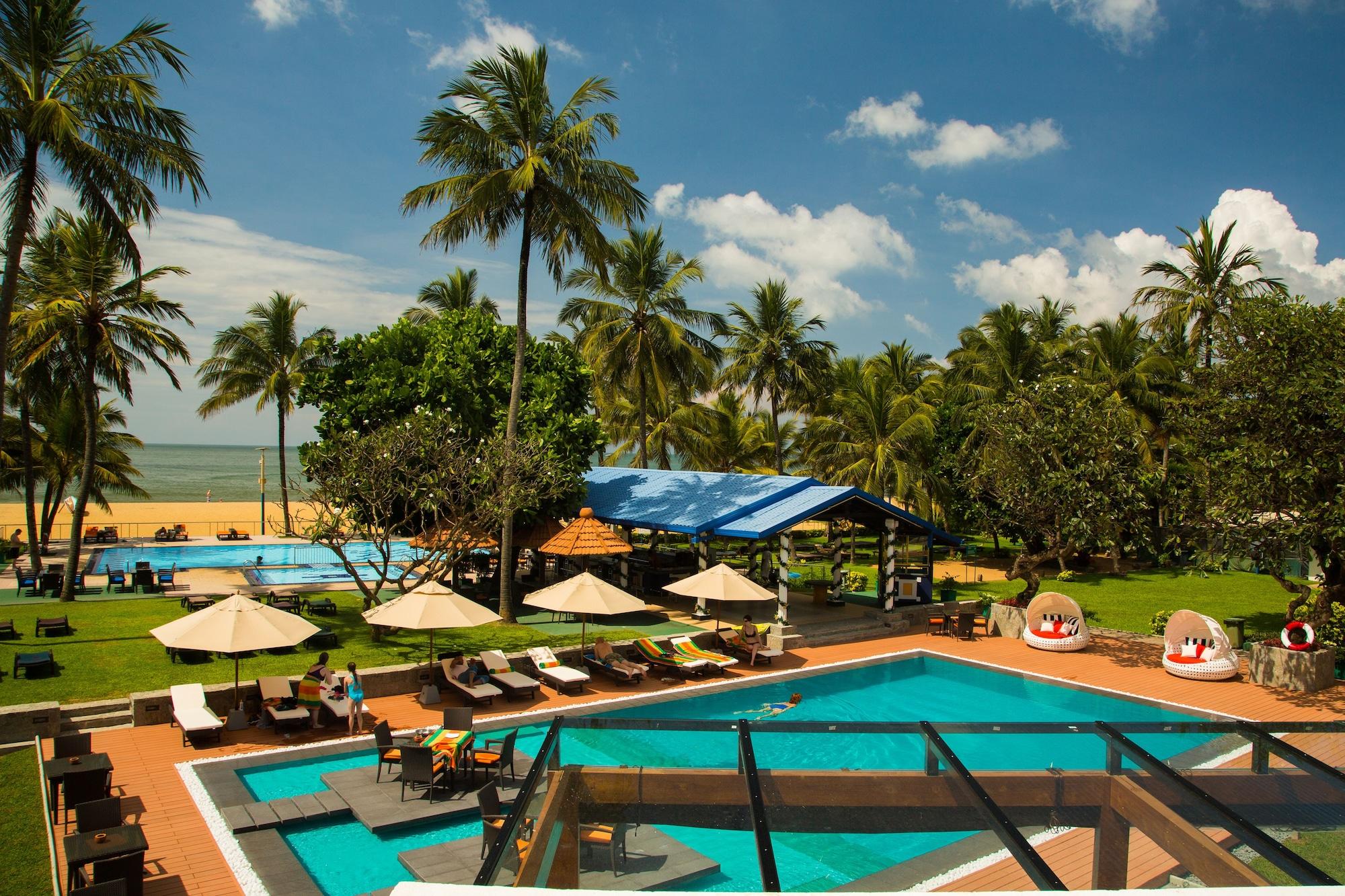 Camelot Beach Hotel Negombo Zewnętrze zdjęcie