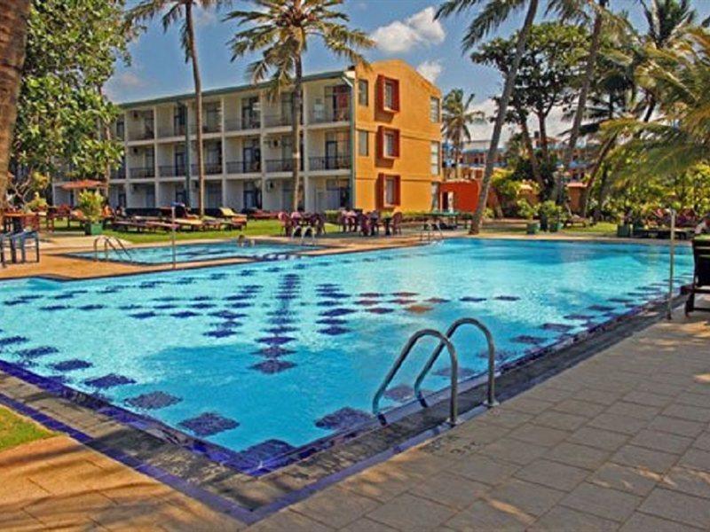 Camelot Beach Hotel Negombo Zewnętrze zdjęcie