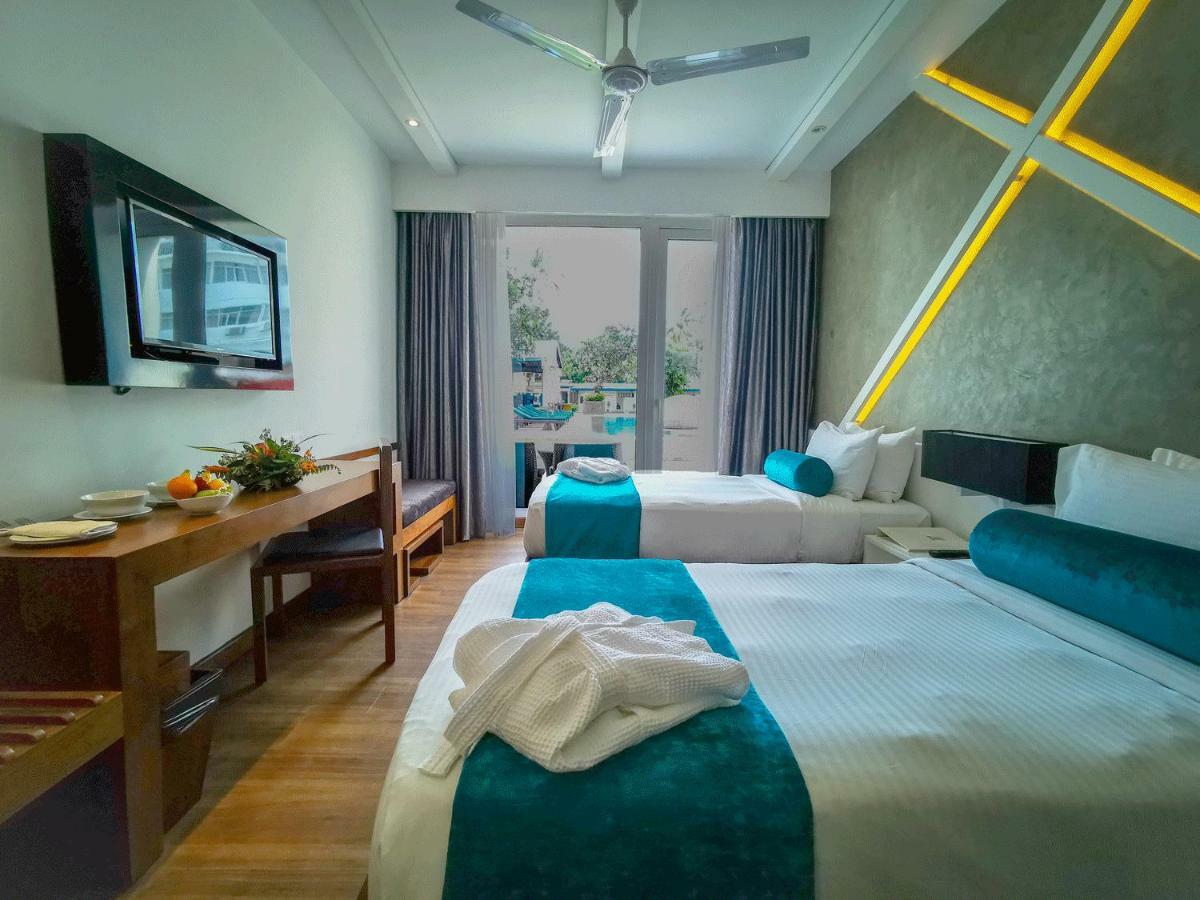 Camelot Beach Hotel Negombo Zewnętrze zdjęcie
